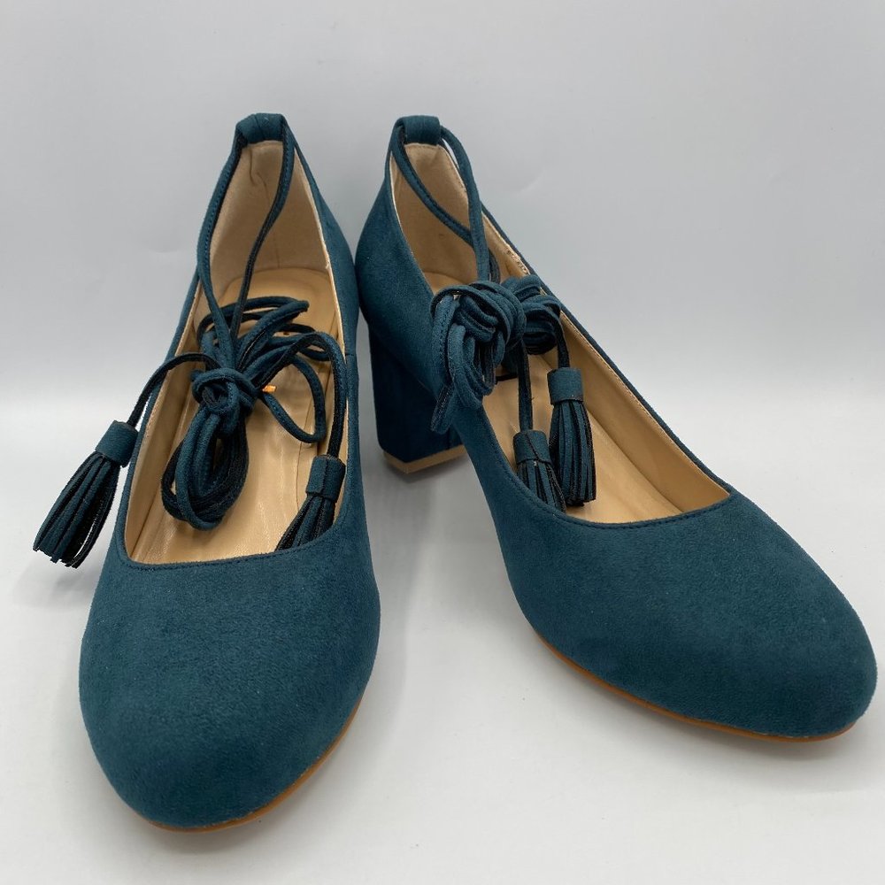 Women's Classic Round-Toe Platform Pumps High